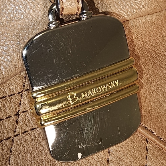 SOFT Leather B Makowski Camel with Side Pockets Satchel Handbag with turnlocks. - Picture 4 of 11
